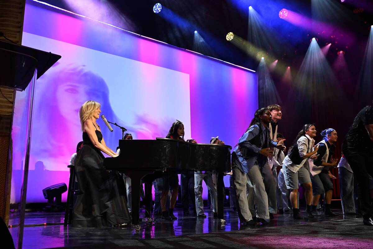 Debbie Gibson performs at Nevada Ballet Theatre’s Black & White Ball at Encore Las V ...