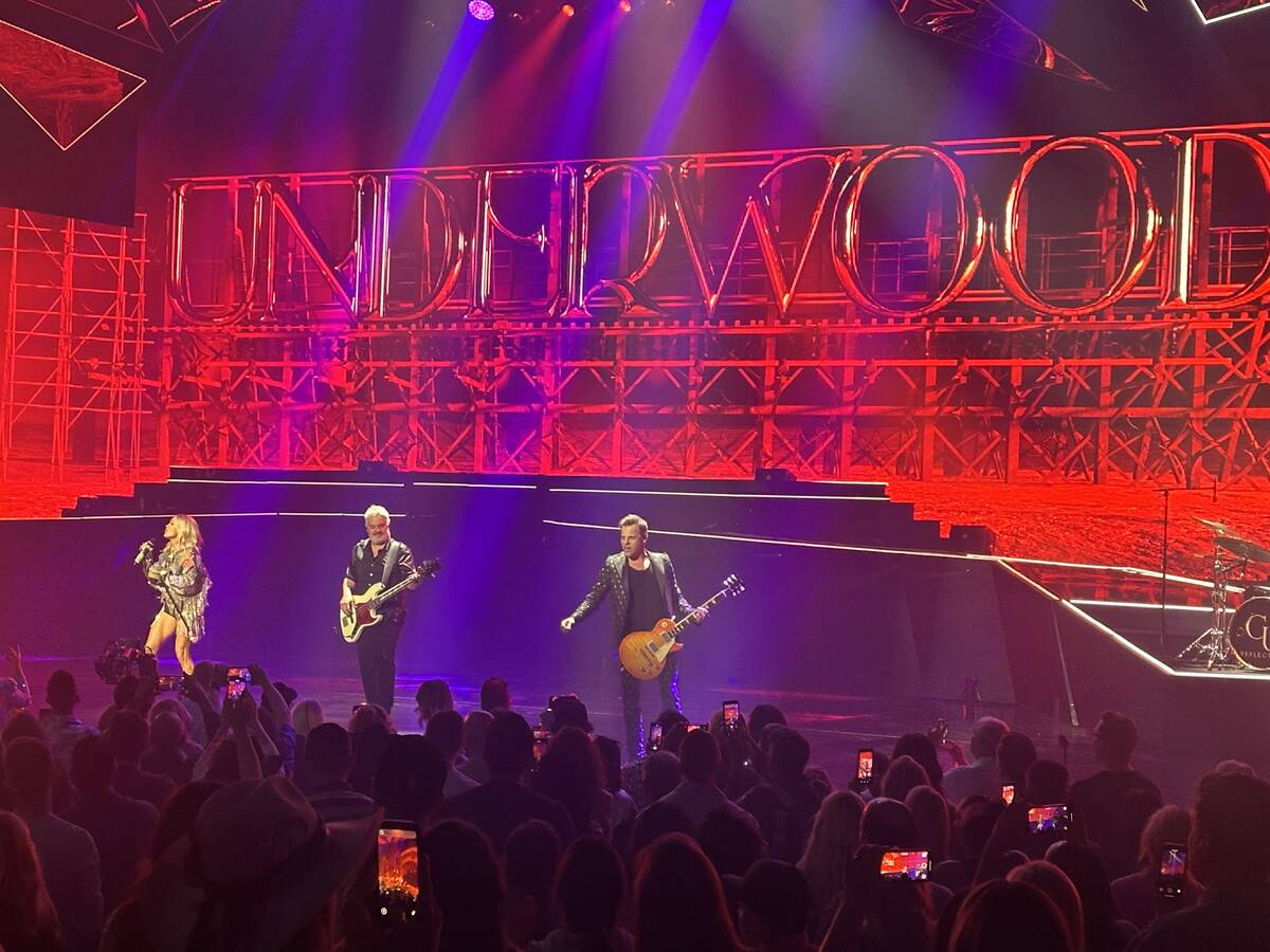 Carrie Underwood closes her “Reflection” residency at Resorts World Theatre on Satu ...