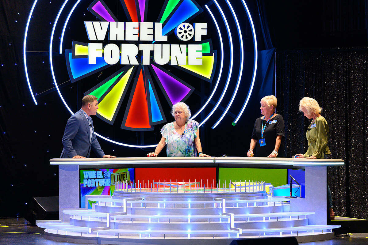 Mark L. Walberg hosts “Wheel of Fortune Live!,” which is coming to Paris Las Vegas ...