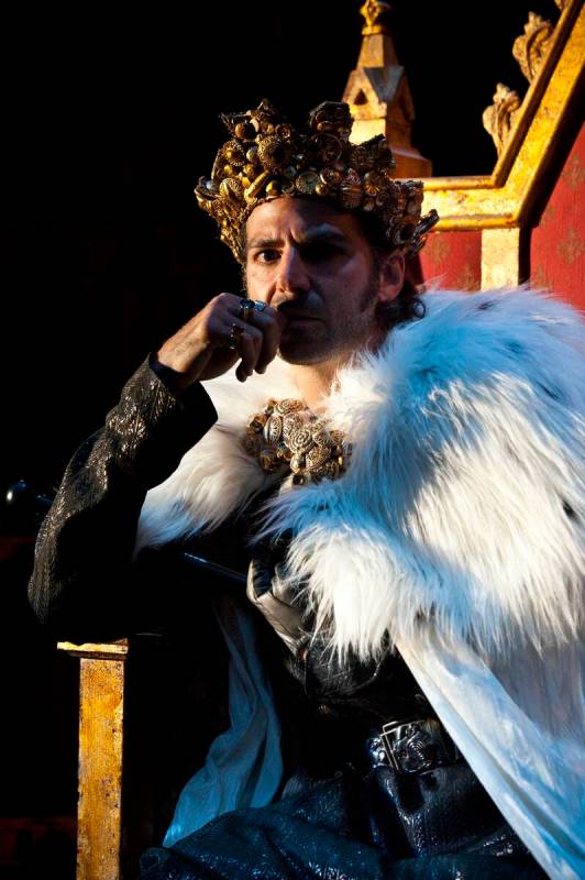 Elijah Alexander as Richard in the Utah Shakespeare Festival’s 2011 production of Richard ...