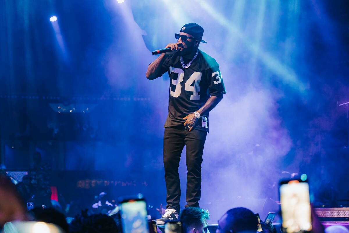 Jeezy at Drai's Nightclub (Radis Denphutaraphrechar)