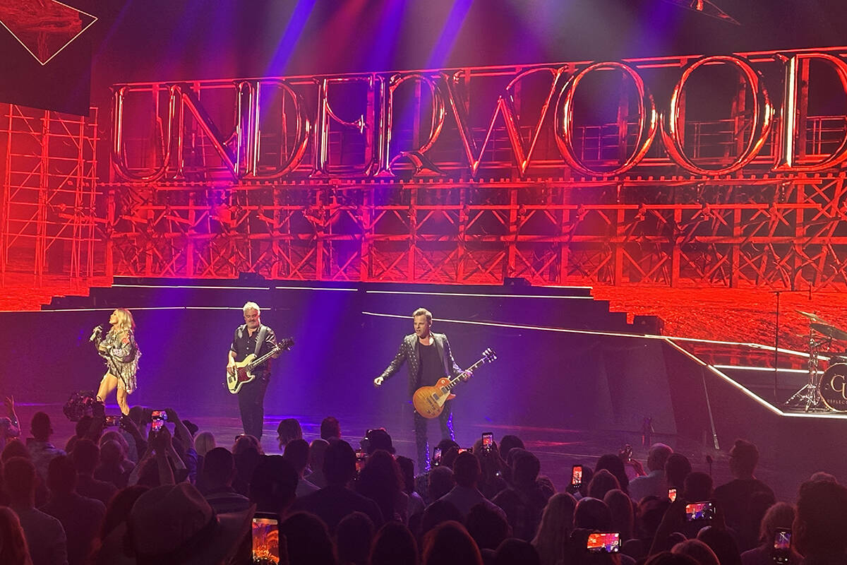 Carrie Underwood closes her “Reflection” residency at Resorts World Theatre on Satu ...