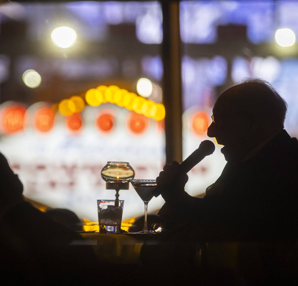 Former Las Vegas Mayor Oscar Goodman speaks during an "Oscar's DInner" series event a ...