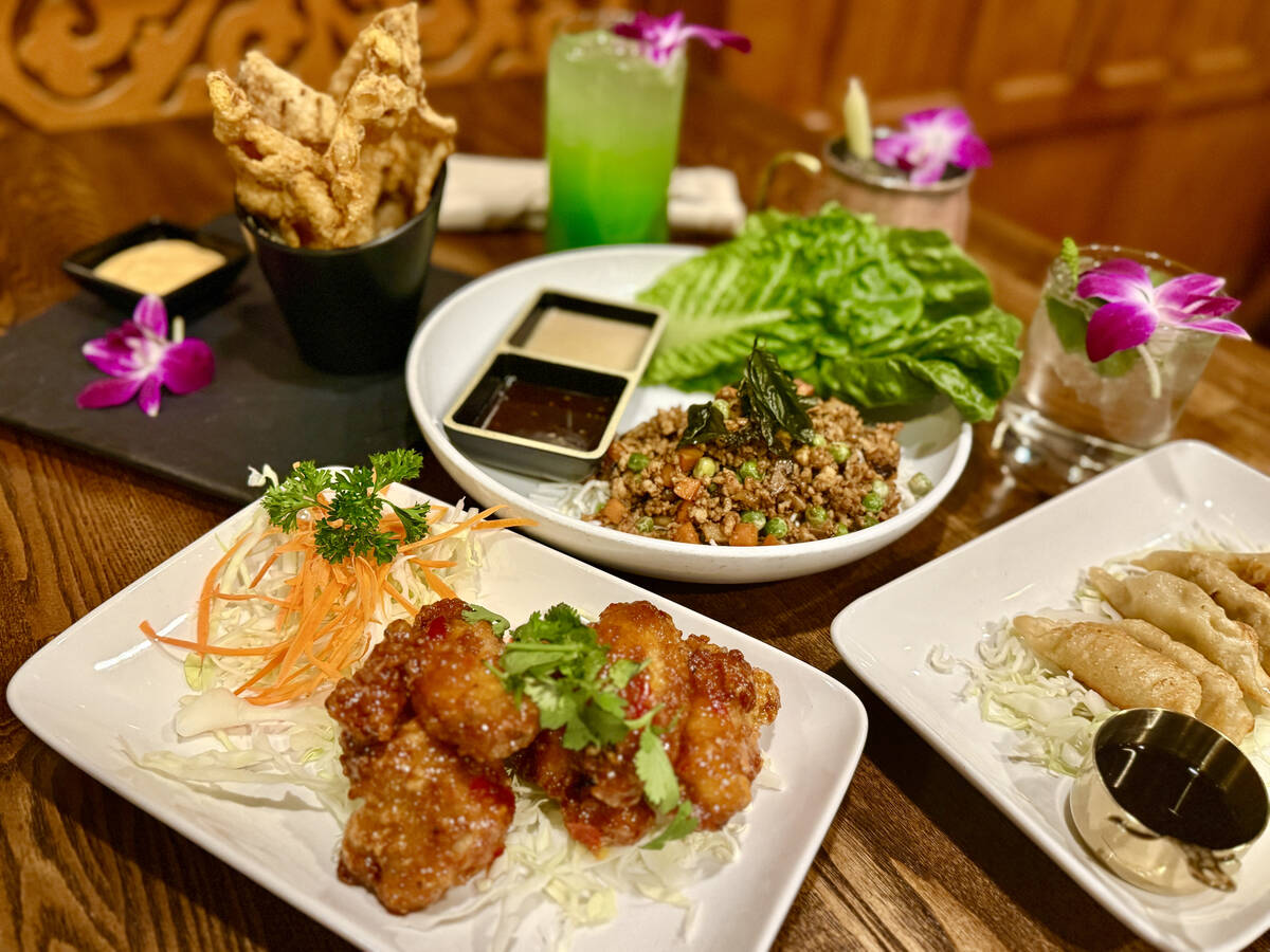 Happy hour items from Pin Kaow Thai Restaurant in Las Vegas. (Pin Kaow Thai Restaurant)