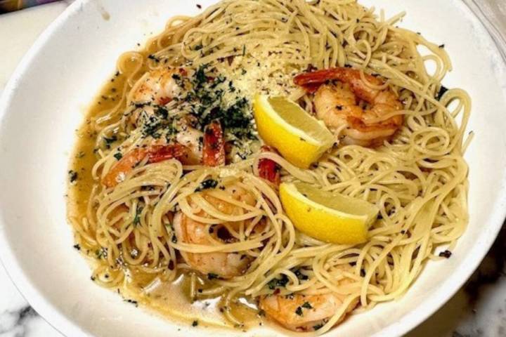 Shrimp scampi from CheeseTime Italian Fusion on West Sahara Avenue in Las Vegas. (Mitch Schneider)