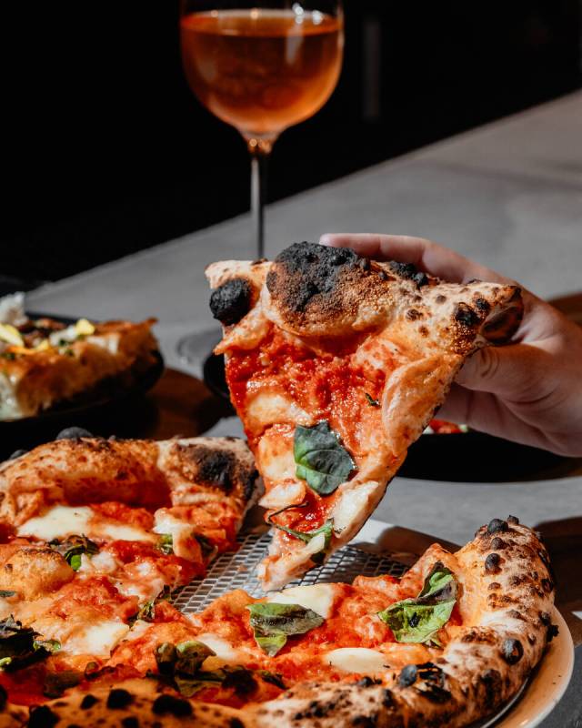 A Margherita pizza from Double Zero Pie & Pub in Chinatown Vegas. (Eugene Dela Cruz)