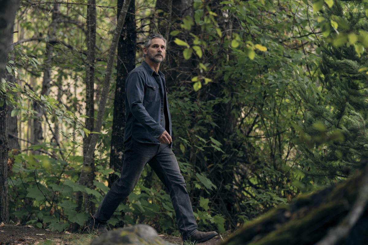 Untamed. Eric Bana as Kyle Turner in episode 106 of Untamed. Cr. Ricardo Hubbs/Netflix © 2025