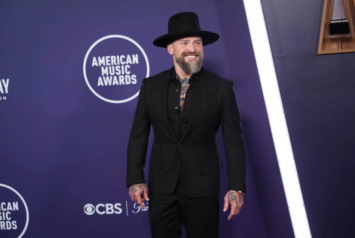 Zac Brown walks the red carpet for the American Music Awards at Fontainebleau on Monday, May 26 ...