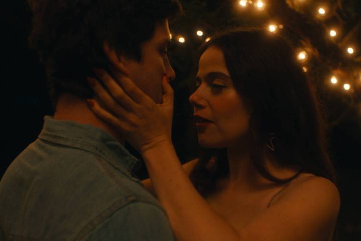 Molly Gordon as Iris, Logan Lerman as Isaac in ‘Oh, Hi!’ (Sony Pictures Classics)