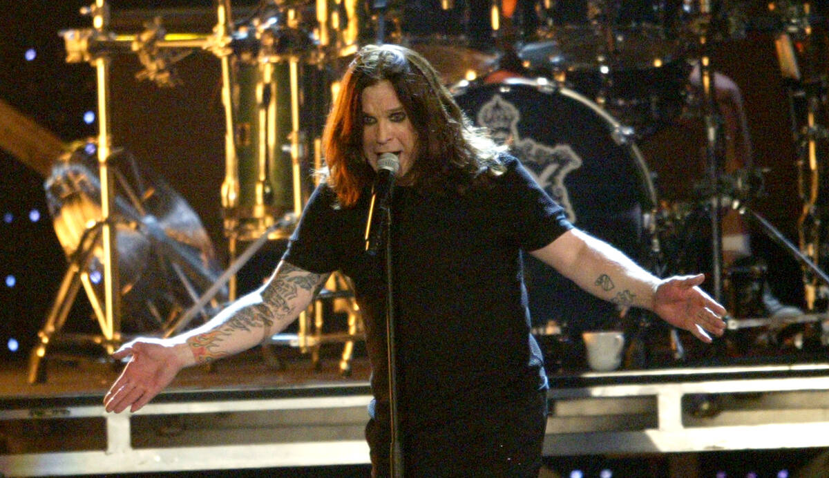 ozzy osbourne back to the beginning concert