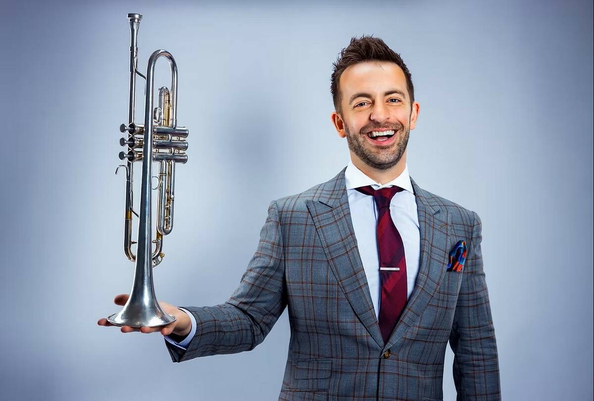 Benny Benack III performs at Vic's Las Vegas.