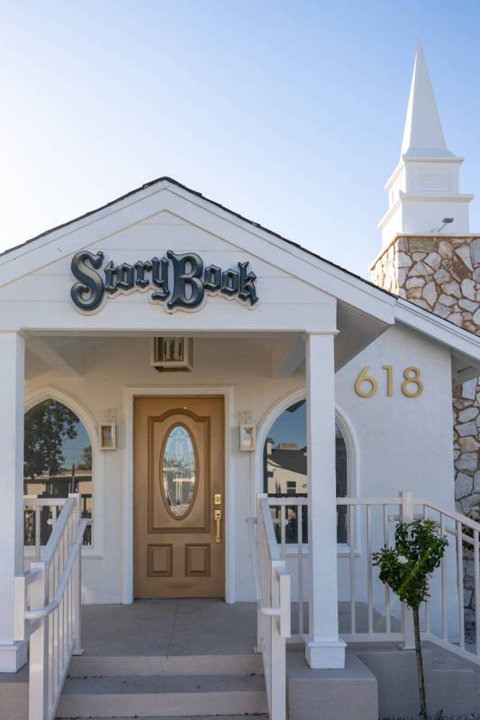 The exterior of Storybook Wedding Chapel in Las Vegas Aug. 18, 2025. (Kara Gildea/Las Vegas Rev ...