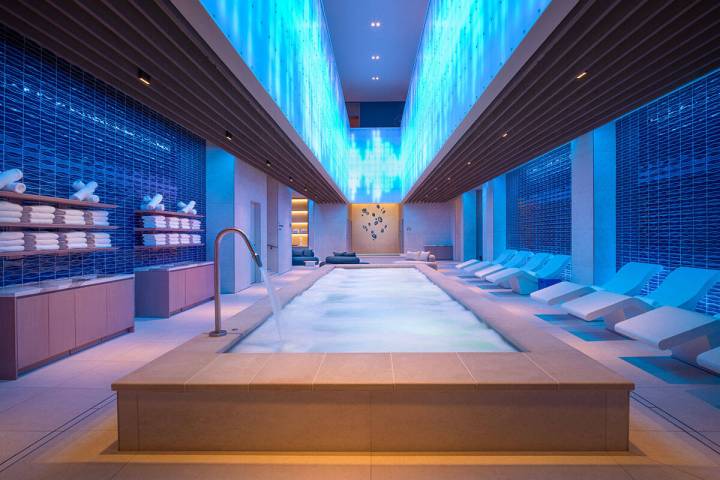 The coed space at Lapis Spa & Wellness at Fontainebleau Las Vegas (Mark Mediana/DREX Agency)