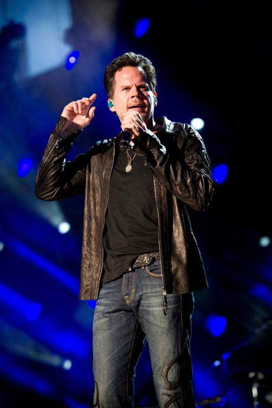Gary Allan performs at LP Field during Day 4 of the 2013 CMA Music Festival on June 9, 2013, in ...