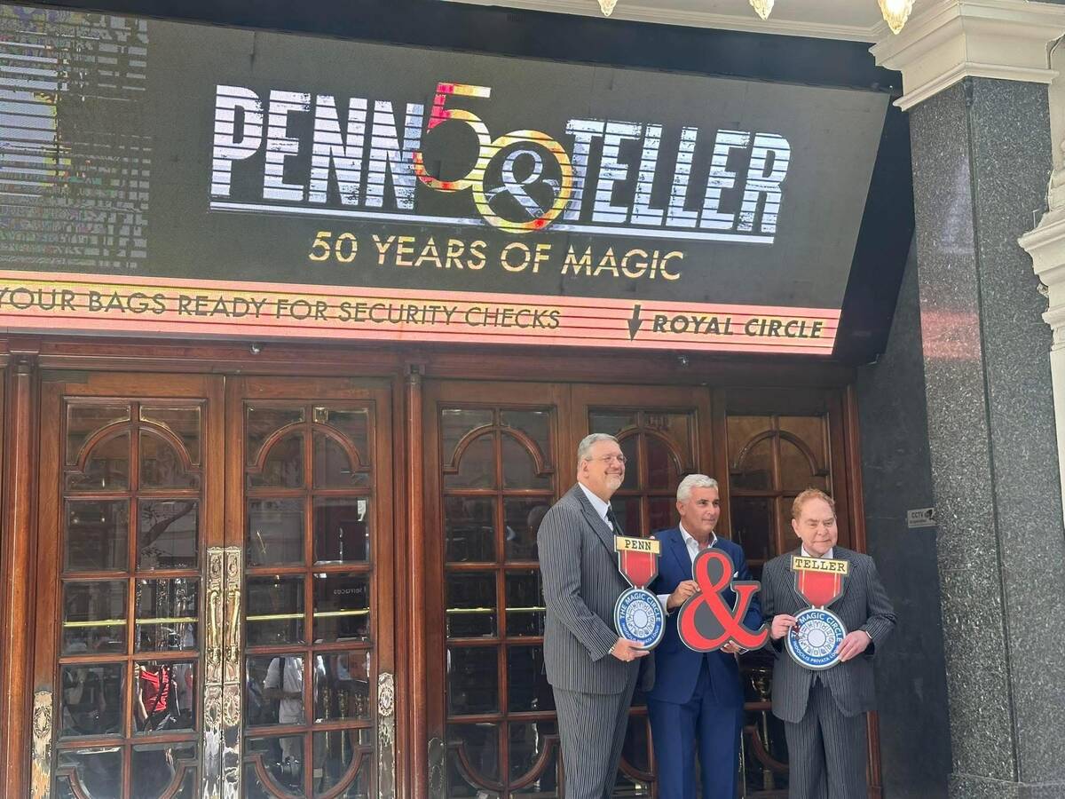 Penn Jillette, Magic Circle President Marvin Berglas are shown at the steps of the Palladium in ...
