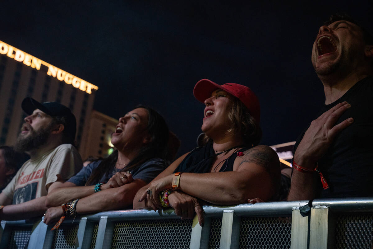 Fans enjoy a performance by Minus the Bear, Friday night’s headlining band, during Best ...