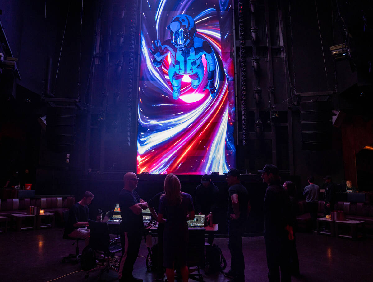 Marquee Nightclub unveils its new 1.5-ton monolith LED screen with a moving centerpiece to the ...
