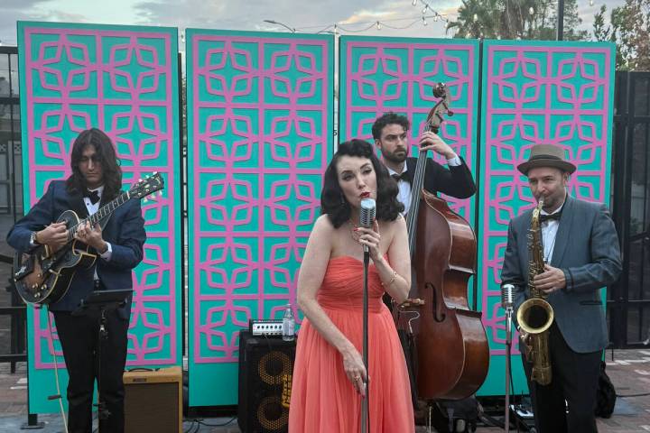 Jennifer Keith and her band play Starlight Plaza on Thursday, Oct. 9, 2025. (John Katsiometes/L ...