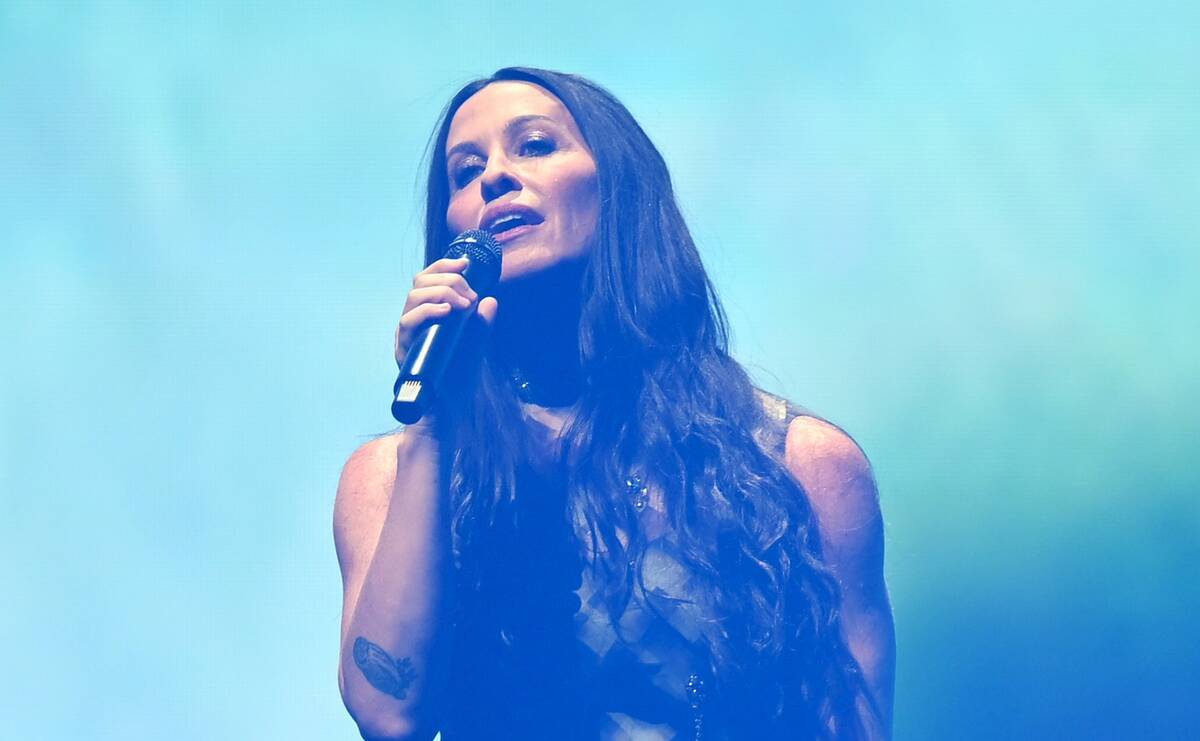 Alanis Morissette performs at Caesars Colosseum in Las Vegas on Oct. 15, 2025. (Denise Truscello)
