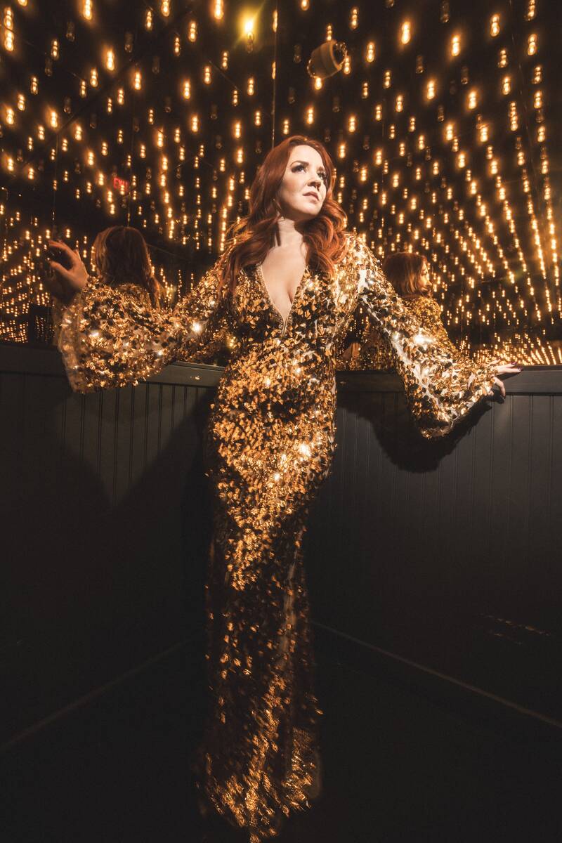 Las Vegas entertainer Sarah Hester Ross hosts the "Sarah's Strip" variety show on Oct. 29 at Th ...