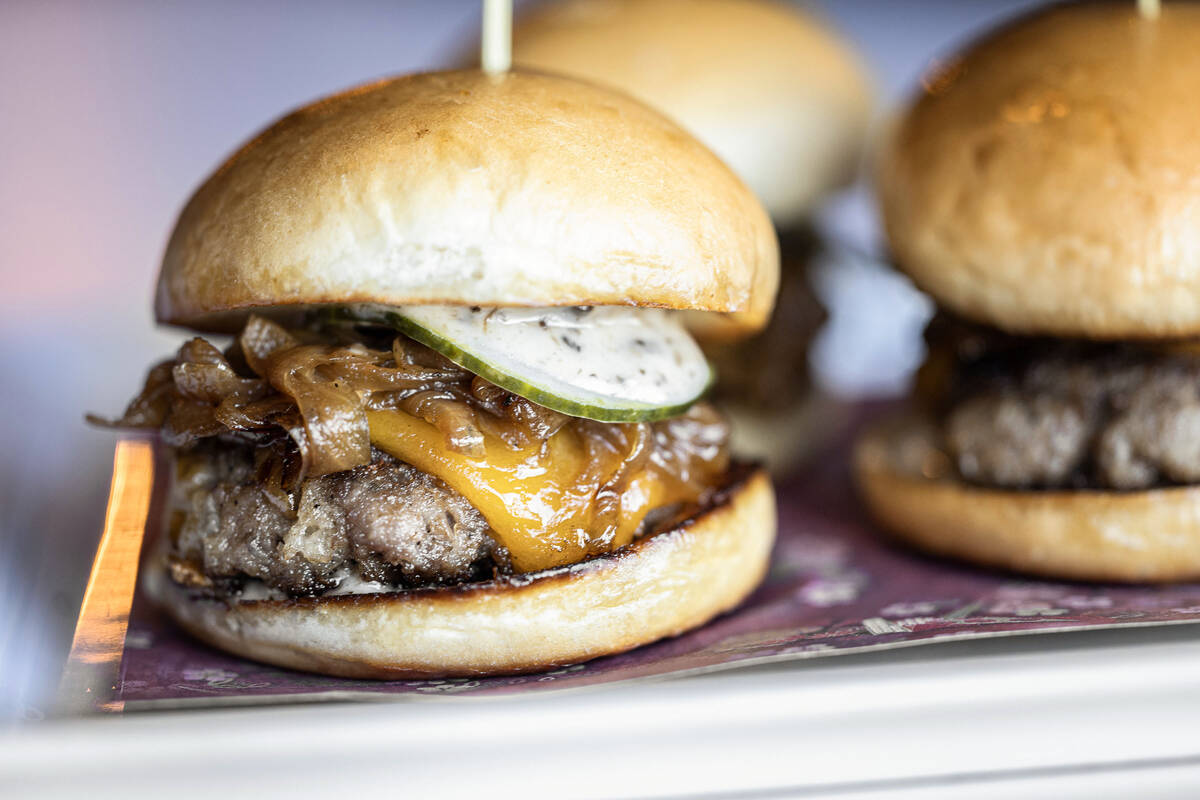 Wagyu sliders are photographed at Gastropub Nisei Wednesday, Oct. 29, 2025 in Las Vegas. (Benja ...