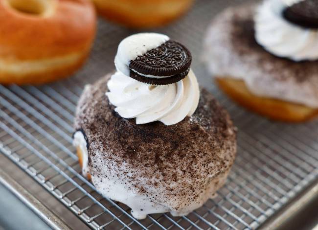 A cookies & cream donut at Wicked Donuts on Monday, Oct. 20, 2025 in Las Vegas. (Benjamin H ...