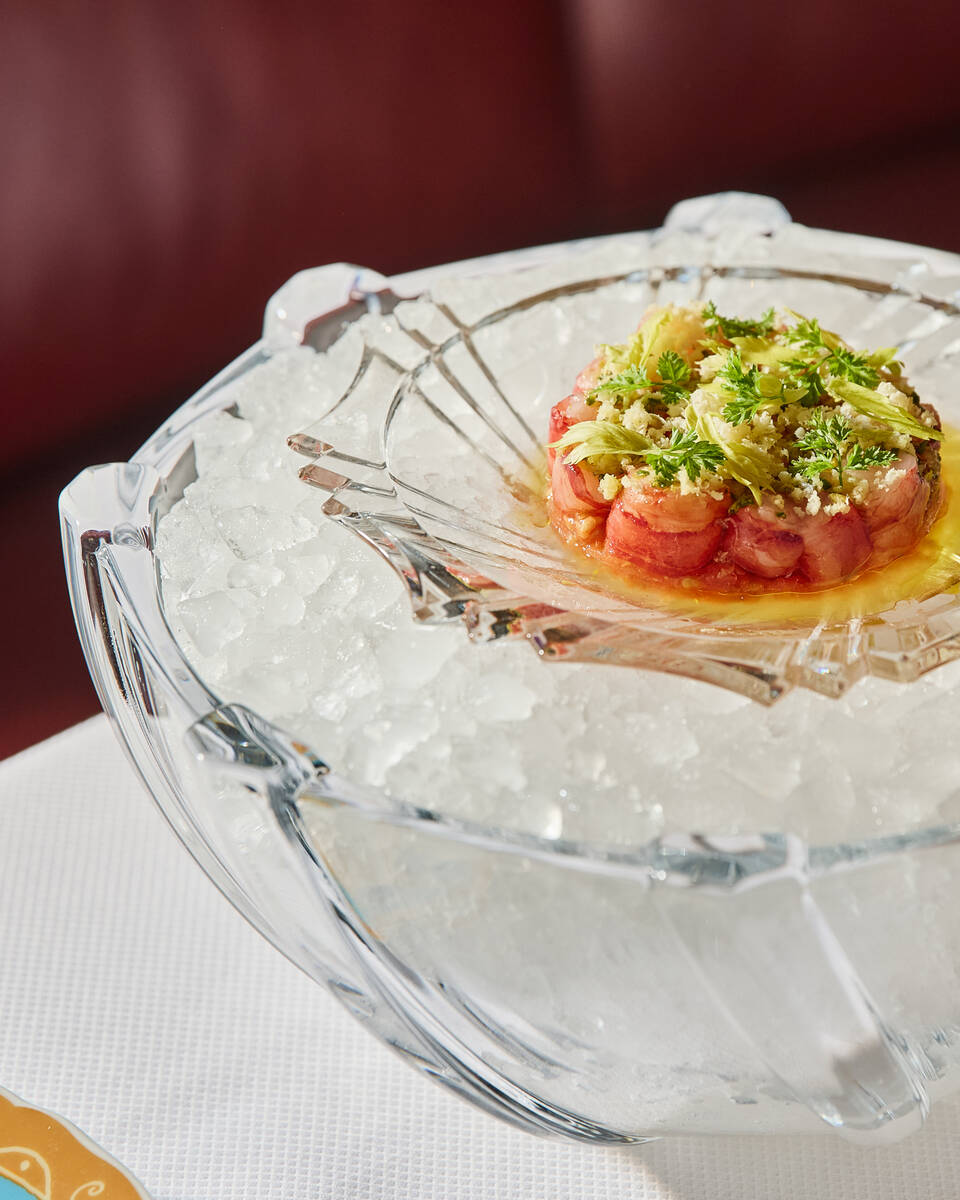 Sicilian red prawns from Carbone Riviera, opening on Nov. 7, 2025, on the shores of the Bellagi ...