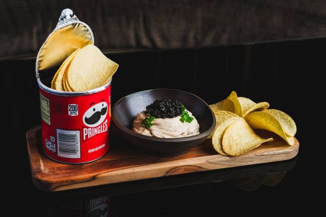 Caspian's Chips & Dip at Caspian's Rock & Roe. (Jose Salinas)