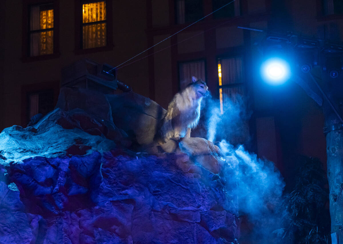 An animatronic wolf is seen in the show at Mystic Falls Park at Sam's Town on Wednesday, Aug. 1 ...