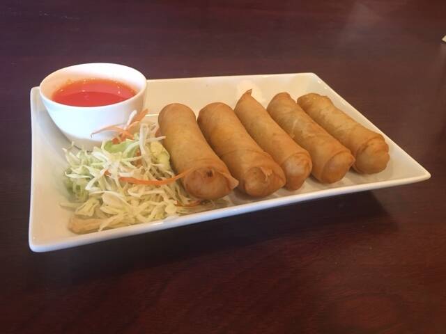 The egg roll appetizer from Ocha Thai Cuisine is seen in this Las Vegas Review-Journal file ima ...