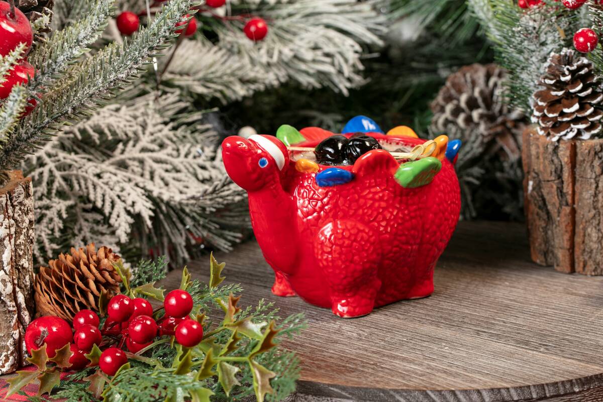 The Cheery Cherry Chocosaurus at The Sand Dollar Lounge. (Melissa Hom)