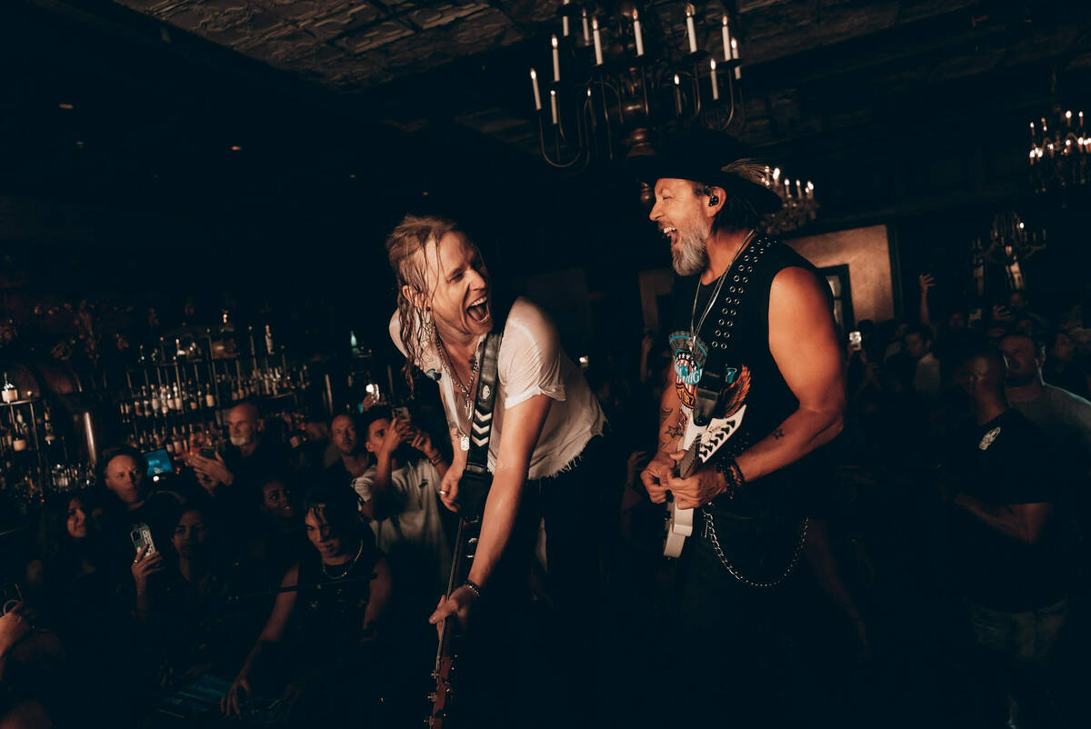 The Regulators, featuring former Savage Garden and Lifehouse guitarist Ben Carey on guitar and ...