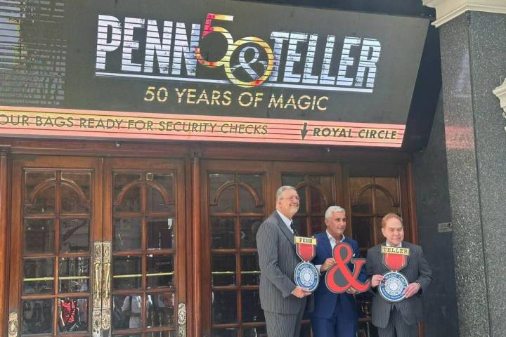 Penn Jillette, Magic Circle President Marvin Berglas are shown at the steps of the Palladium in ...