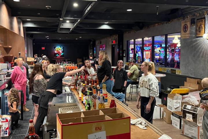 Hogs & Heifers COO holds an impromptu meeting with staff at the pop-up Hogs & Heifers O ...