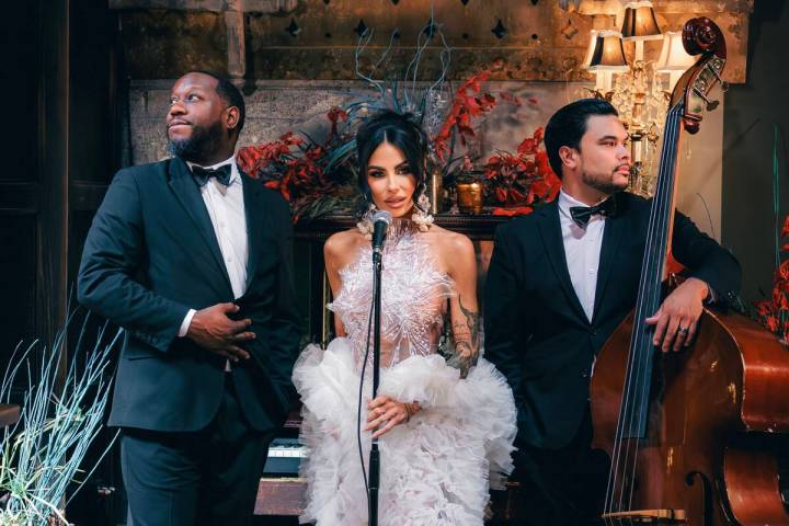 Mikalah Gordon Band, with Ken Tolbert, left and Blaise Sison II, plays from 6 to 9 p.m. Sundays ...