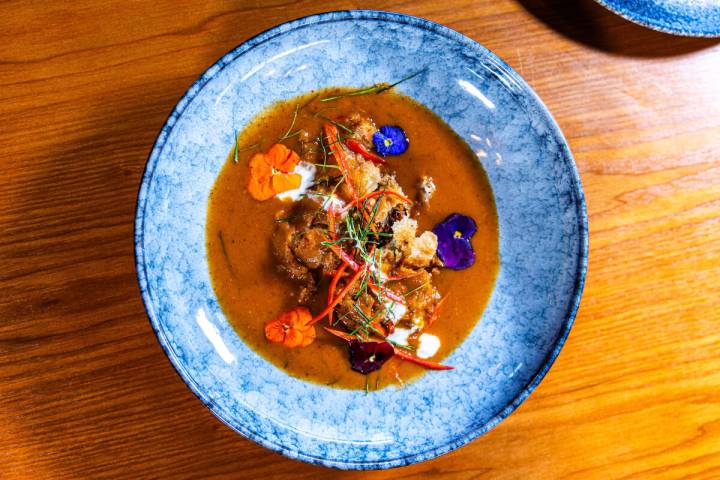 Duck Panang curry from Amata Modern Thai restaurant in Las Vegas. (Amata Modern Thai)