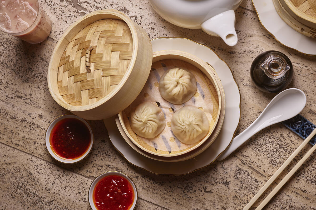 “Discover Dim Sum" is among the offerings during the Fontainebleau's Signature Series. (Fonta ...