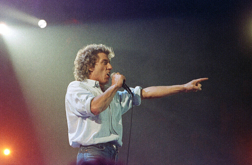 Roger Daltry, performing in Glens Falls, New York Wednesday, June 21, 1989 as a preview of th ...