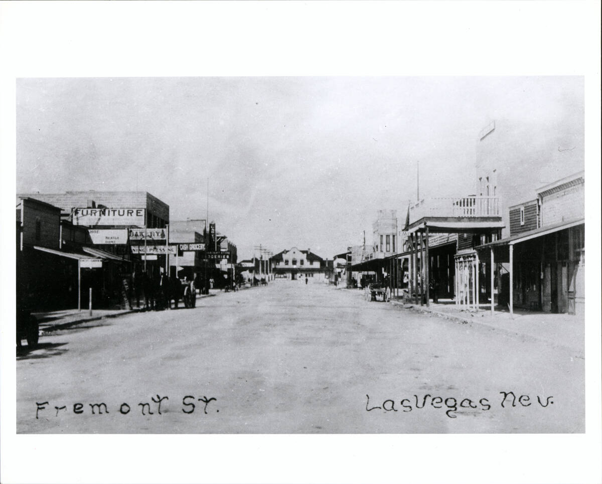 Fremont Street from Second Street looking west is seen in approximately 1909. (UNLV Special Col ...