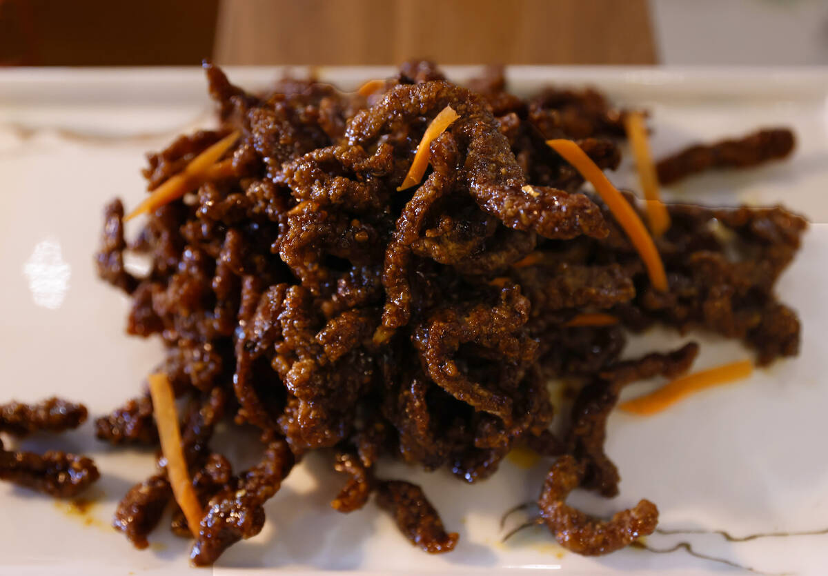 The signature crispy beef at China Mama is displayed on Friday, June 5, 2026, in Henderson. (Bi ...