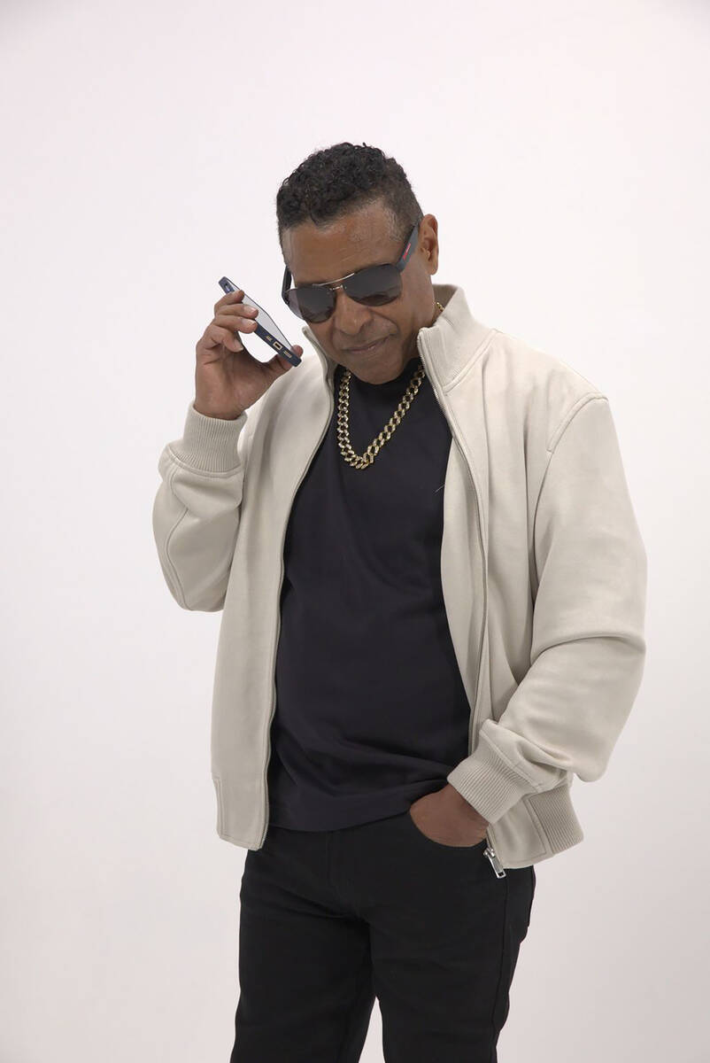 Stevie B headlines the ’80s and ’90s dance pop throwback bash “Freestyle E ...