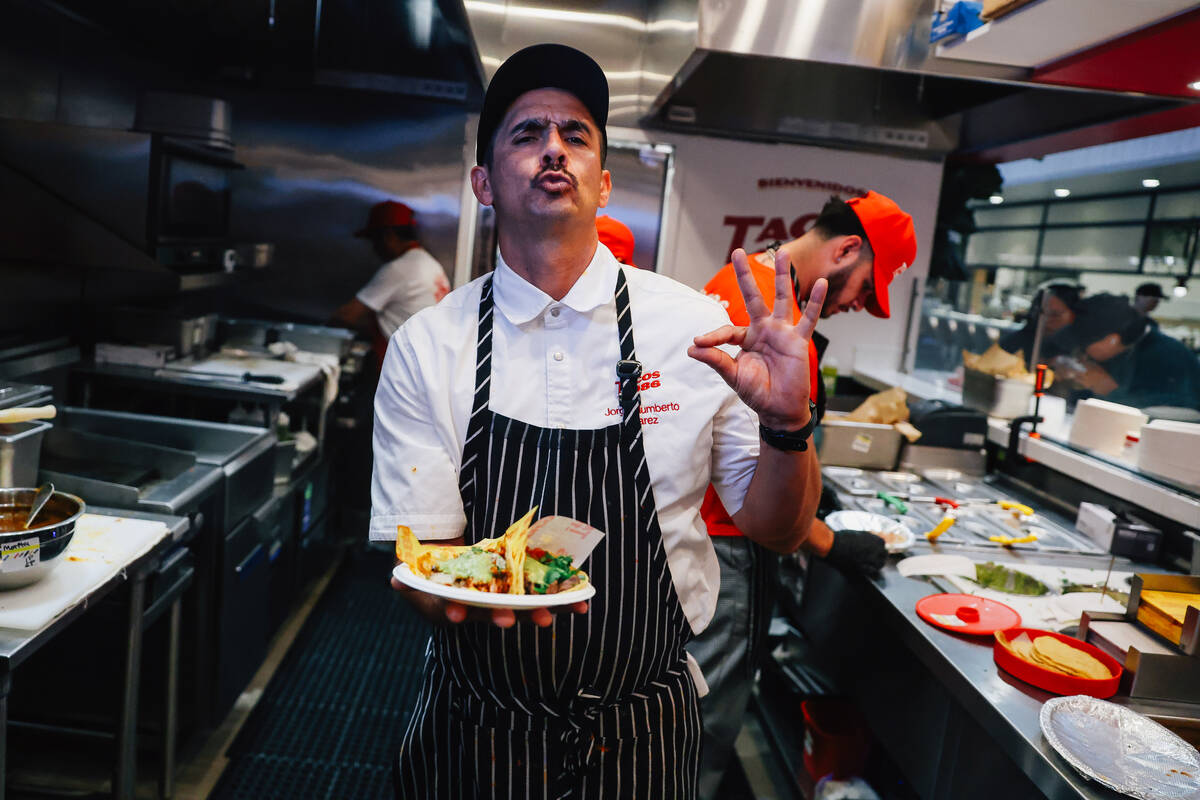 Las Vegas food halls are replacing the old buffet model