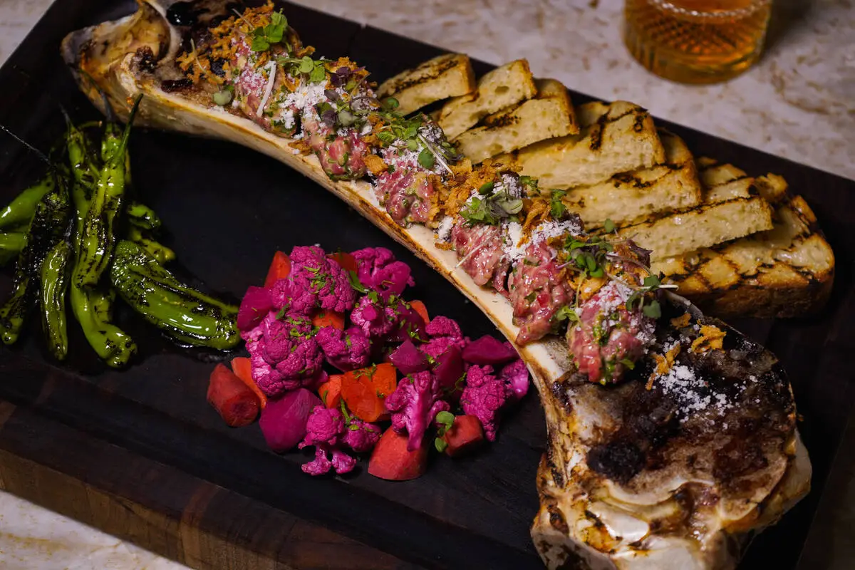 Giant Bone Fuel at Carversteak. (Carversteak)